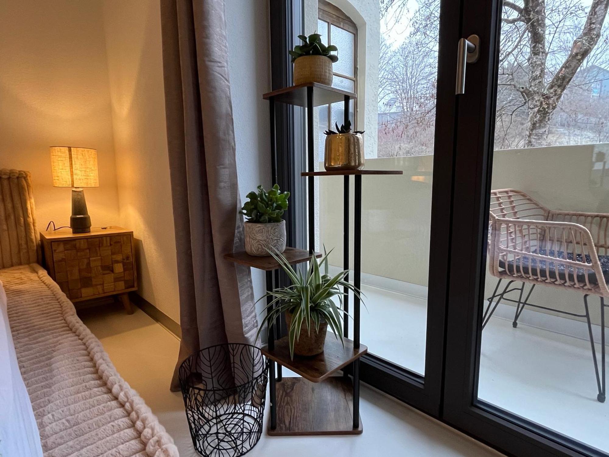 Stuttgart Lux Living - Stilvolles Wohnen Im Zentrum Номер фото