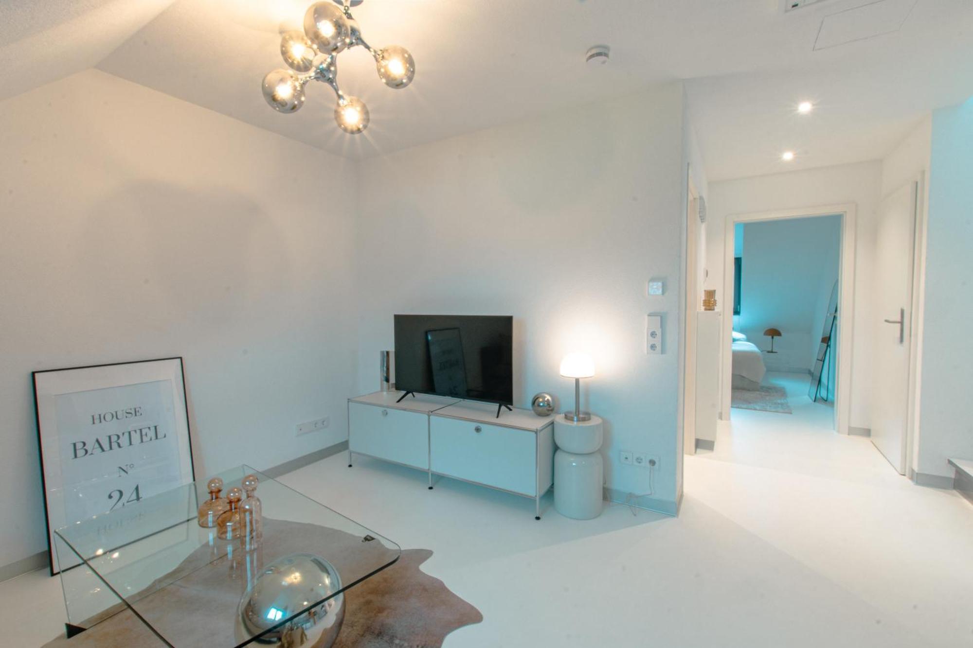 Stuttgart Lux Living - Stilvolles Wohnen Im Zentrum Номер фото
