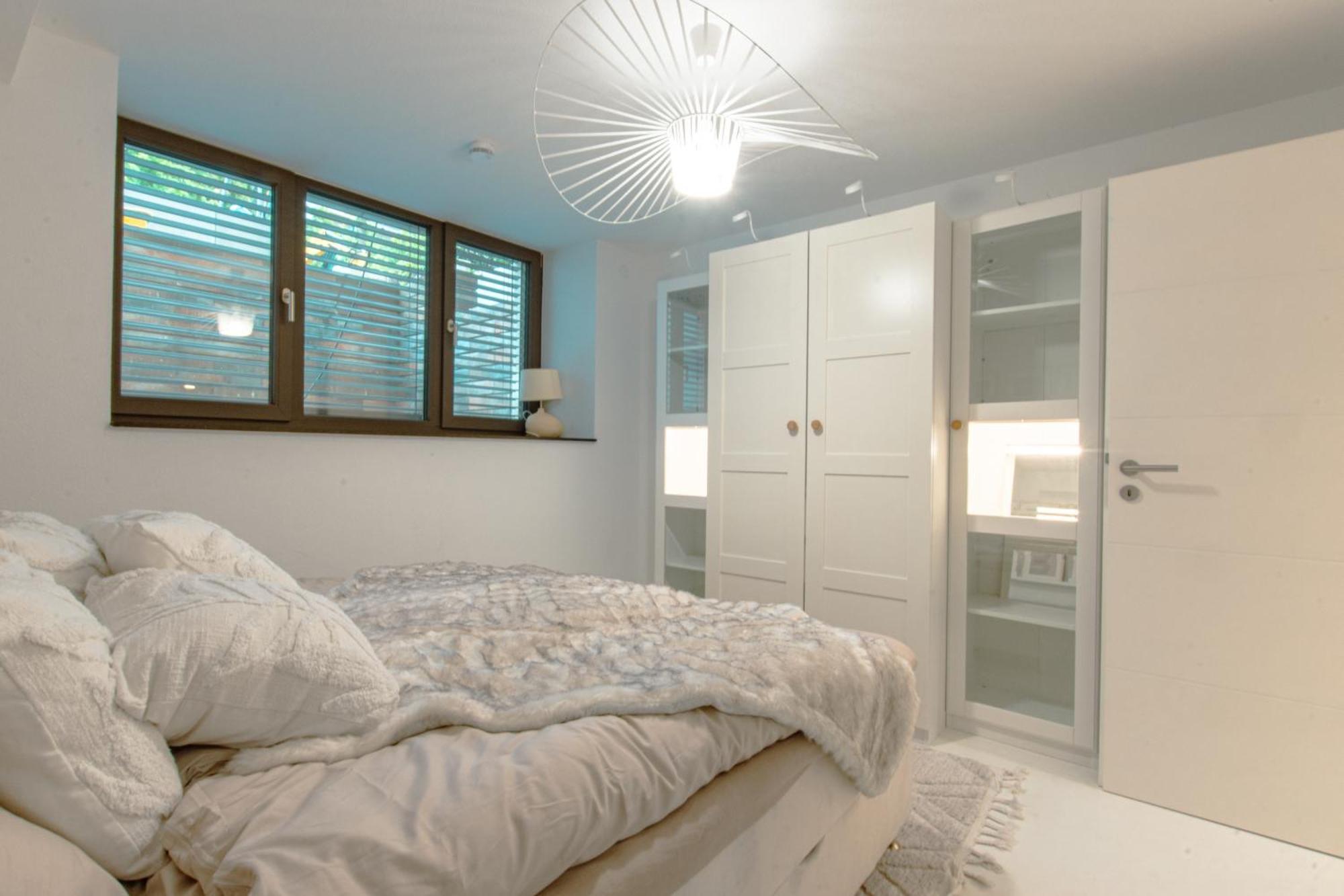 Stuttgart Lux Living - Stilvolles Wohnen Im Zentrum Номер фото